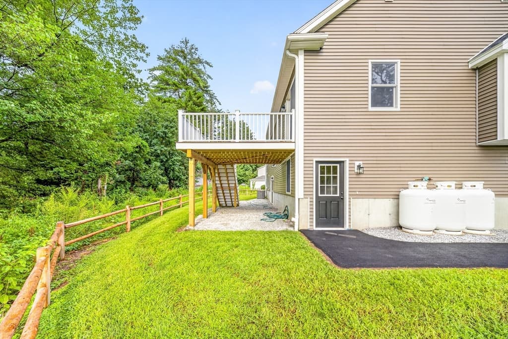 Single Family Residence at 6 Mchugh Ave, Billerica MA 01821, Billerica, photo 42 of 42
