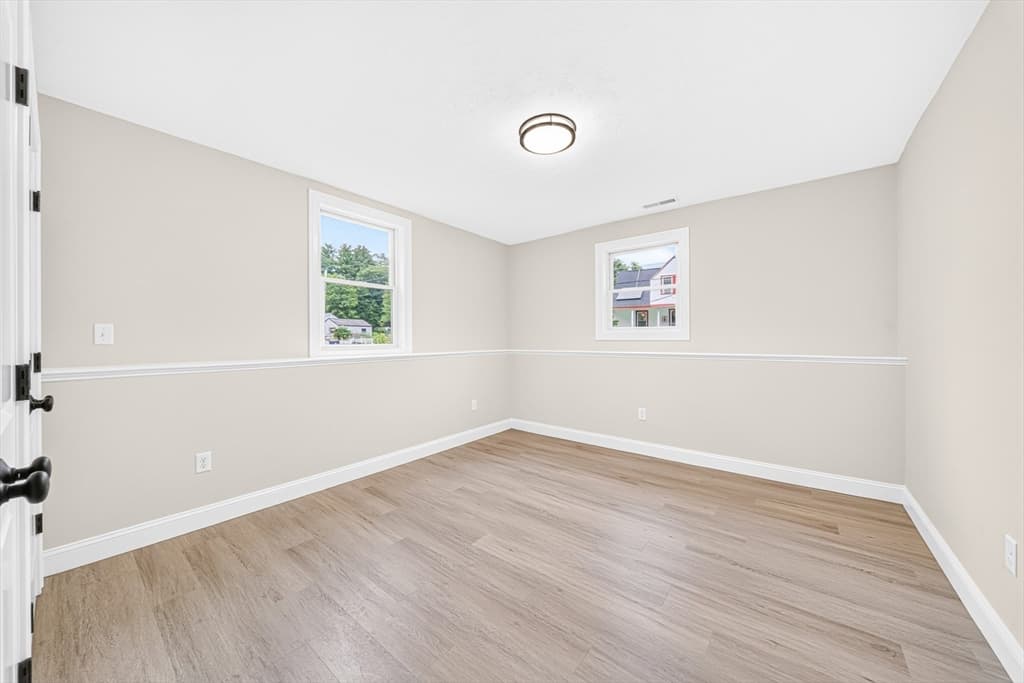 Single Family Residence at 6 Mchugh Ave, Billerica MA 01821, Billerica, photo 34 of 42