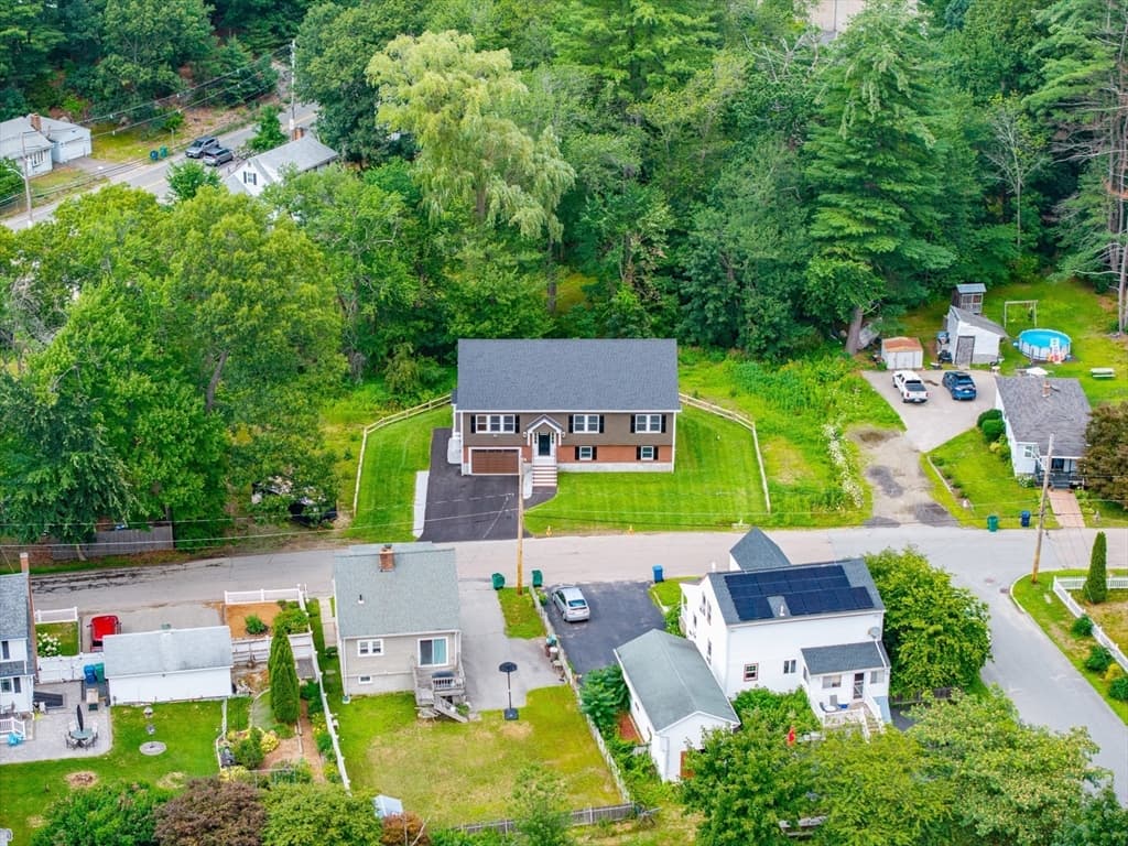 Single Family Residence at 6 Mchugh Ave, Billerica MA 01821, Billerica, photo 37 of 42