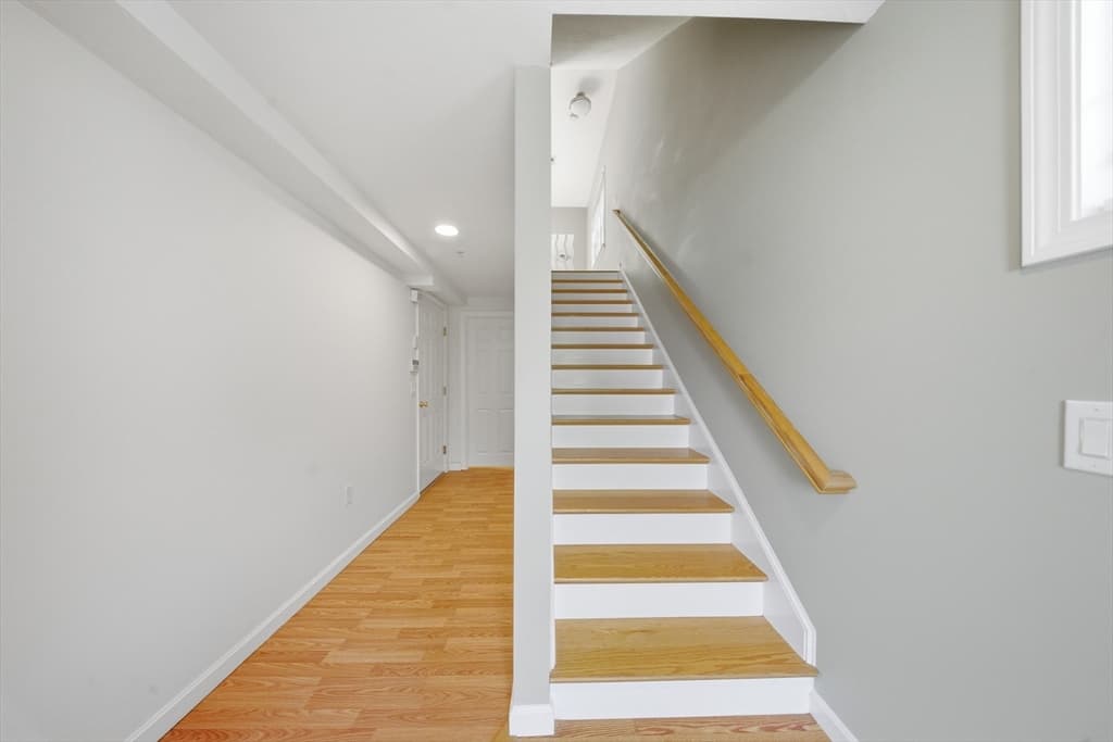 140 Commonwealth Ave # 7, North Attleboro MA 02760 photo 5