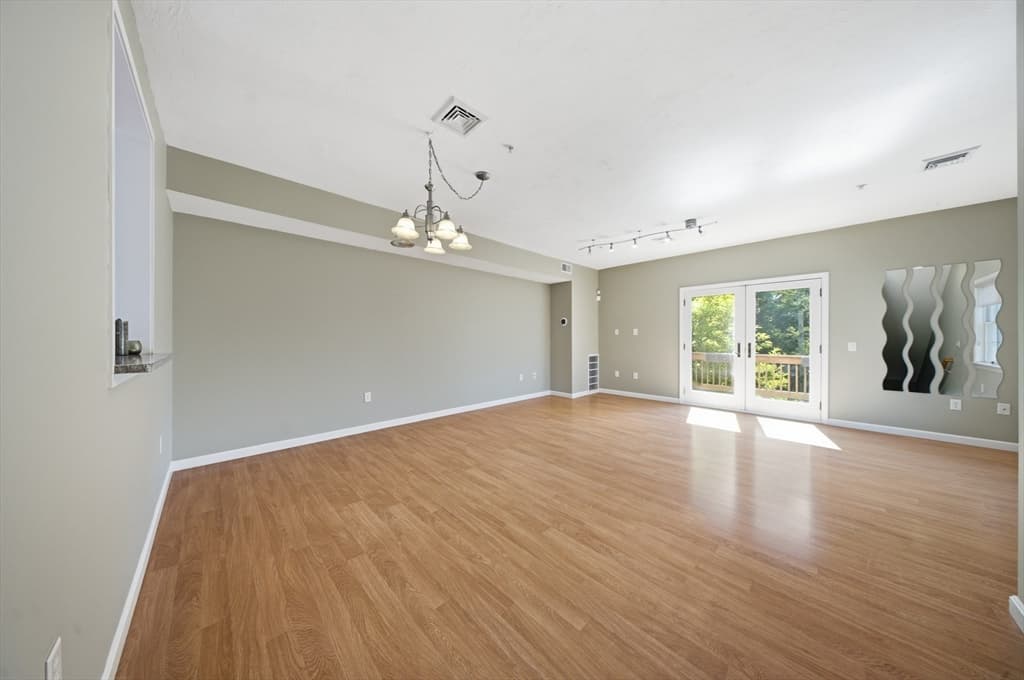 140 Commonwealth Ave # 7, North Attleboro MA 02760 photo 9