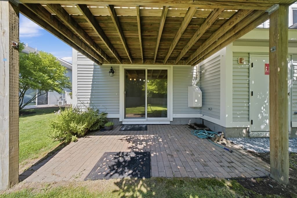 140 Commonwealth Ave # 7, North Attleboro MA 02760 photo 33