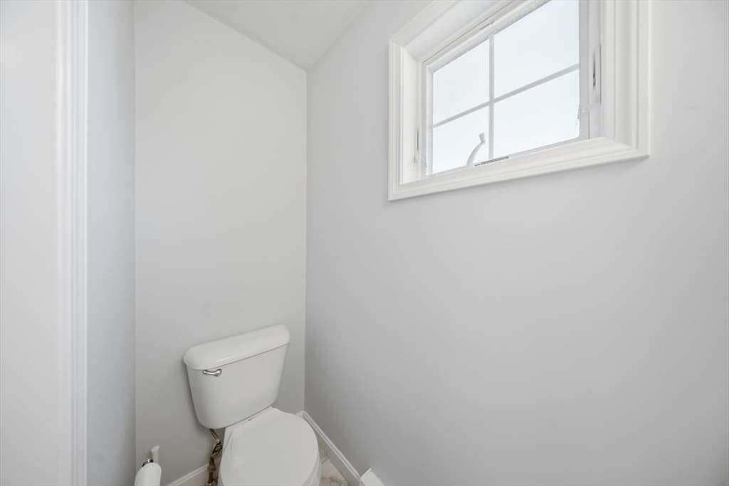 140 Commonwealth Ave # 7, North Attleboro MA 02760 photo 15
