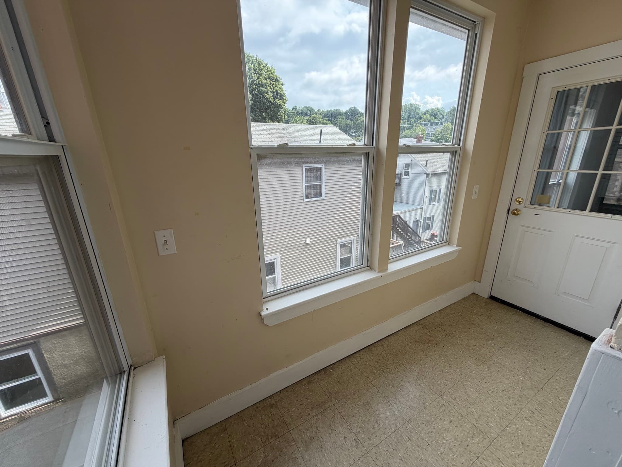 5+ Family - 5+ Units Up/Down at 18-22 Hartwell Street, Fitchburg MA 01420, Fitchburg, photo 27 of 42