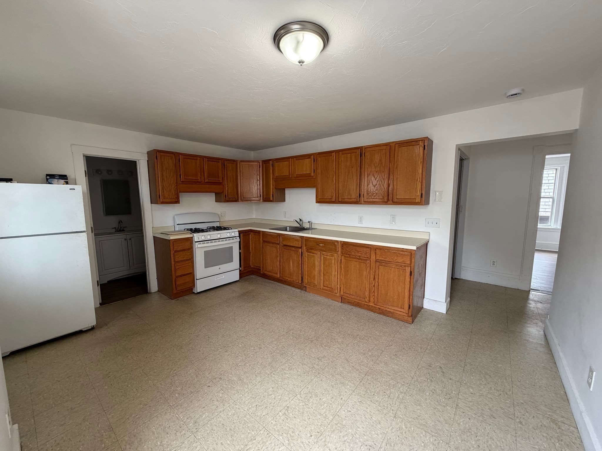 5+ Family - 5+ Units Up/Down at 18-22 Hartwell Street, Fitchburg MA 01420, Fitchburg, photo 21 of 42