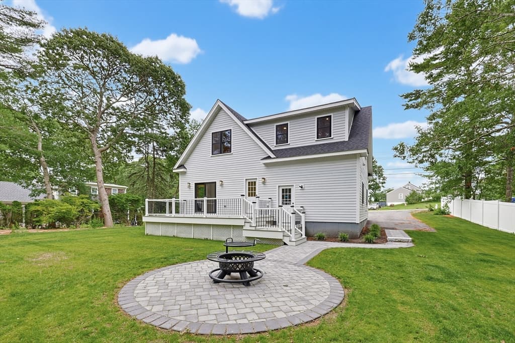 19 Puritan Road, Bourne MA 02532 photo 3