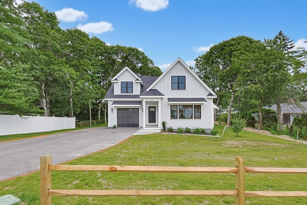 19 Puritan Road, Bourne MA 02532