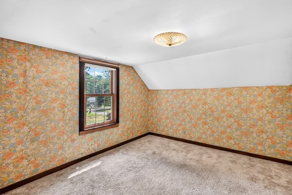 Single Family Residence at 121 Poplar St, Greenfield MA 01301, Greenfield, photo 21 of 42