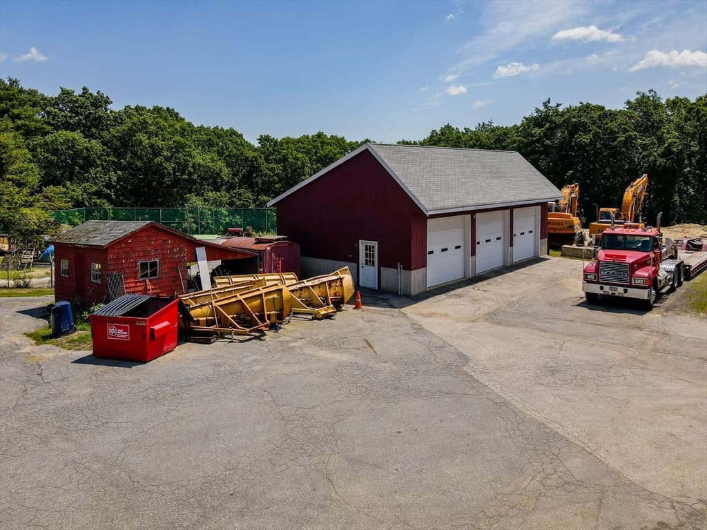 625 Broadway, Dracut MA 01826 photo 7