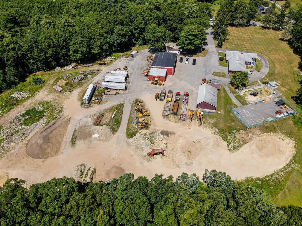 625 Broadway, Dracut MA 01826