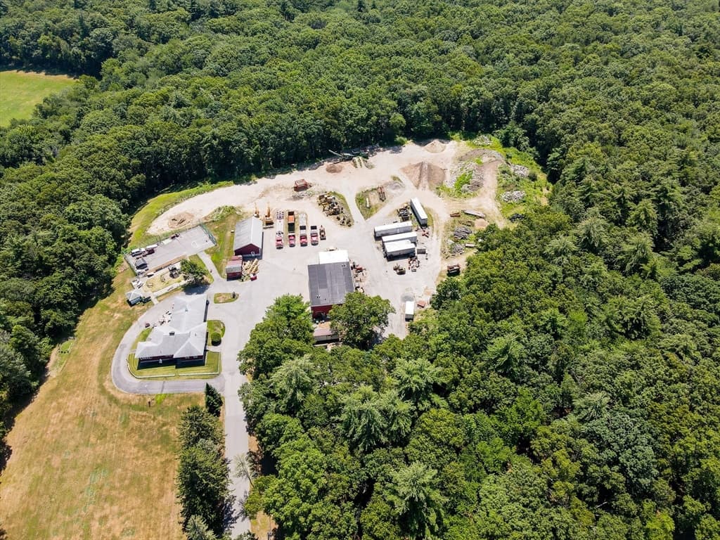 625 Broadway, Dracut MA 01826 photo 10