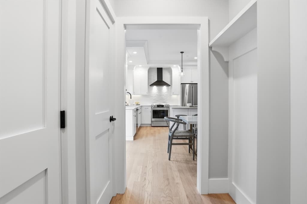 36 Loomis # 302, Bedford MA 01730 photo 8