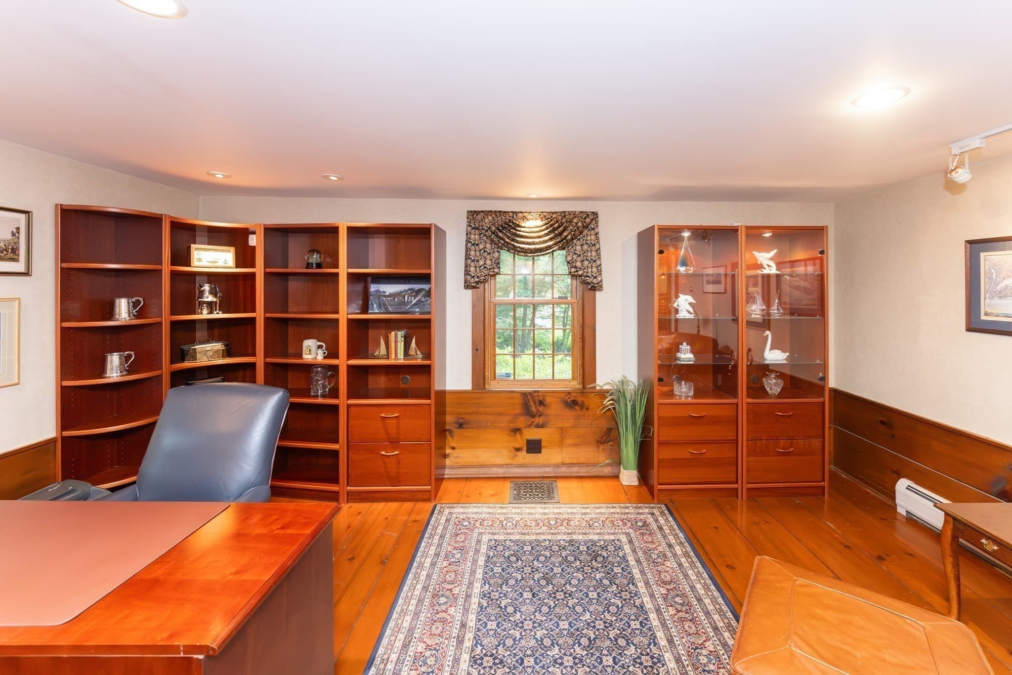 Single Family Residence at 19 George Allen Rd, West Brookfield MA 01585, West Brookfield, photo 13 of 42