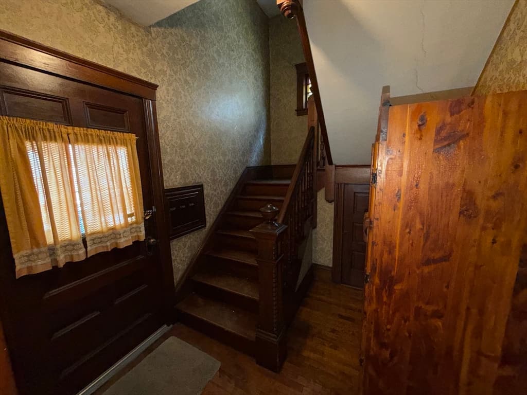 76 Paine St, Worcester MA 01605 photo 25