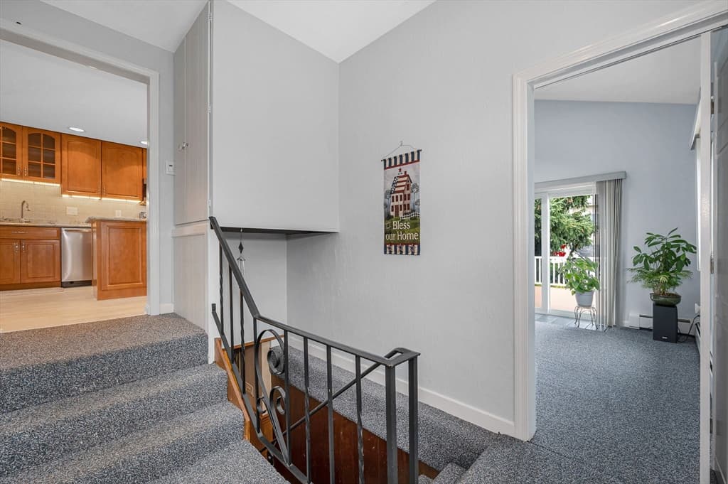 35 Roland Road, Revere MA 02151 photo 3