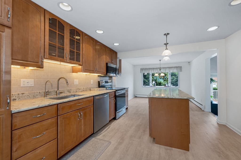 35 Roland Road, Revere MA 02151 photo 5