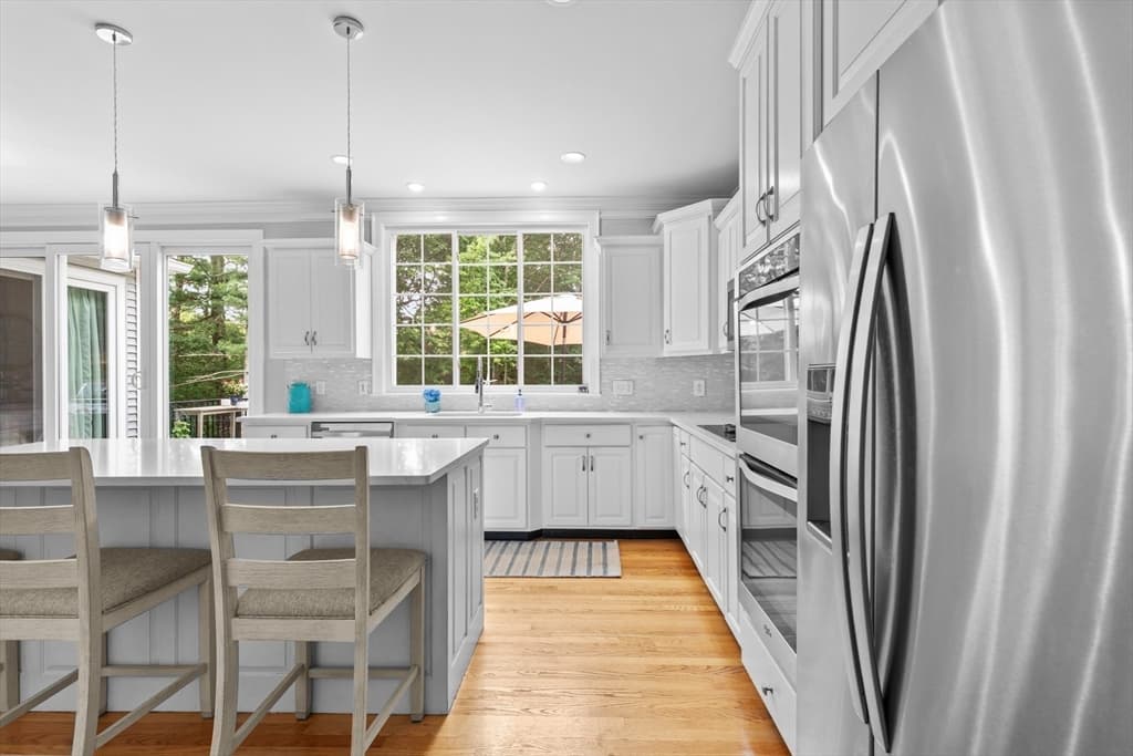 239 Country Club Way, Kingston MA 02364 photo 4