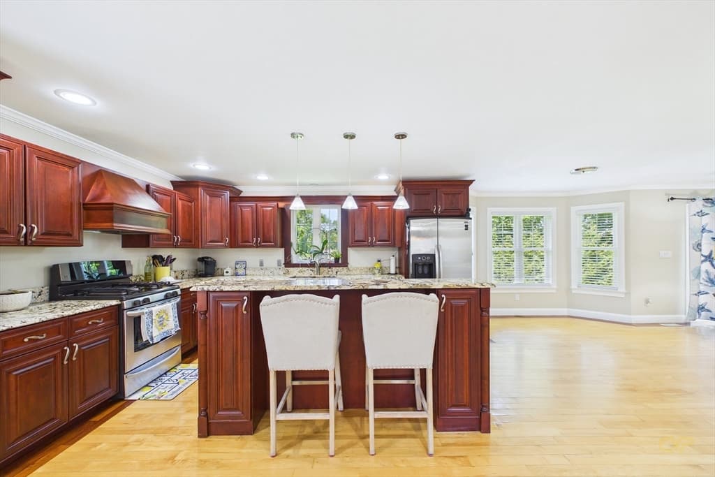 Single Family Residence at 106 David St, Fall River MA 02720, Fall River, photo 11 of 40
