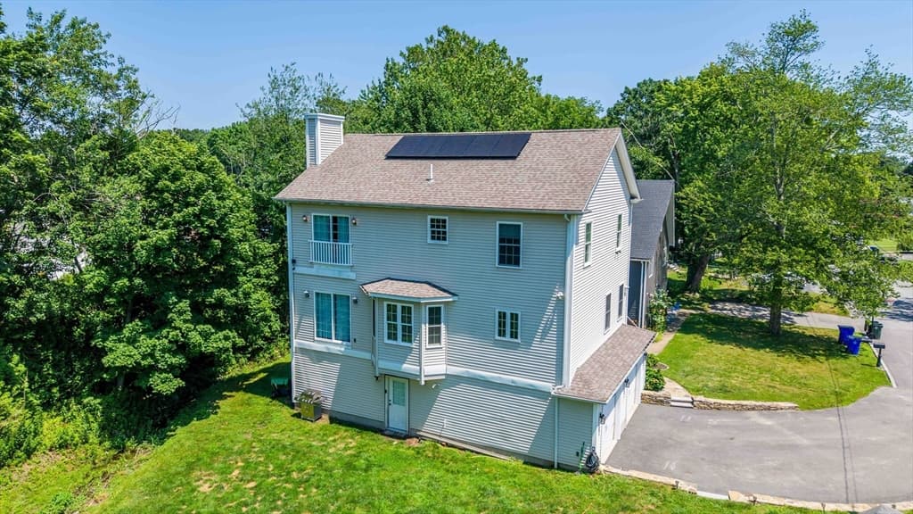 Single Family Residence at 106 David St, Fall River MA 02720, Fall River, photo 4 of 40