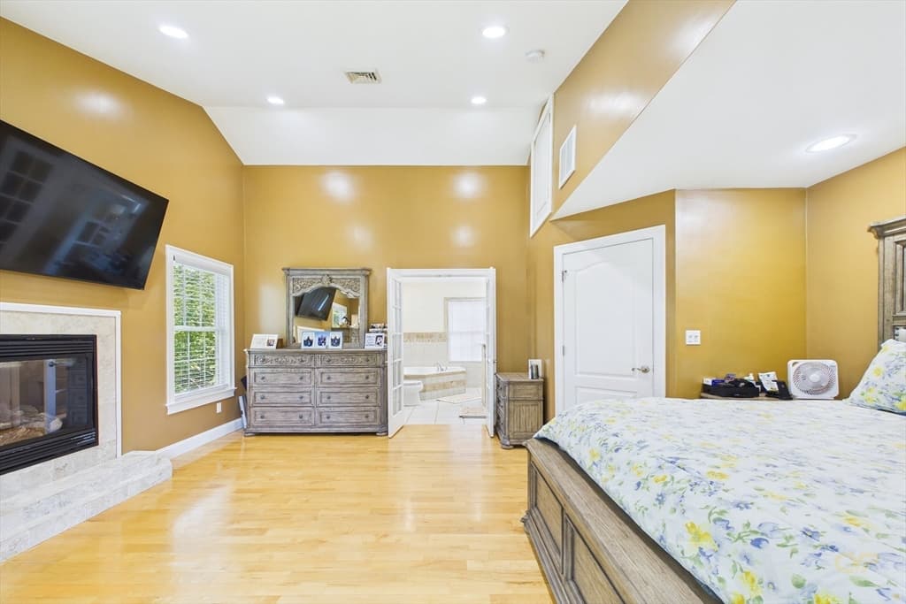 Single Family Residence at 106 David St, Fall River MA 02720, Fall River, photo 21 of 40