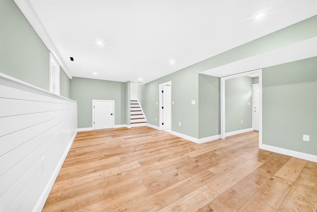 14 Clarence Street, Billerica MA 01821 photo 27