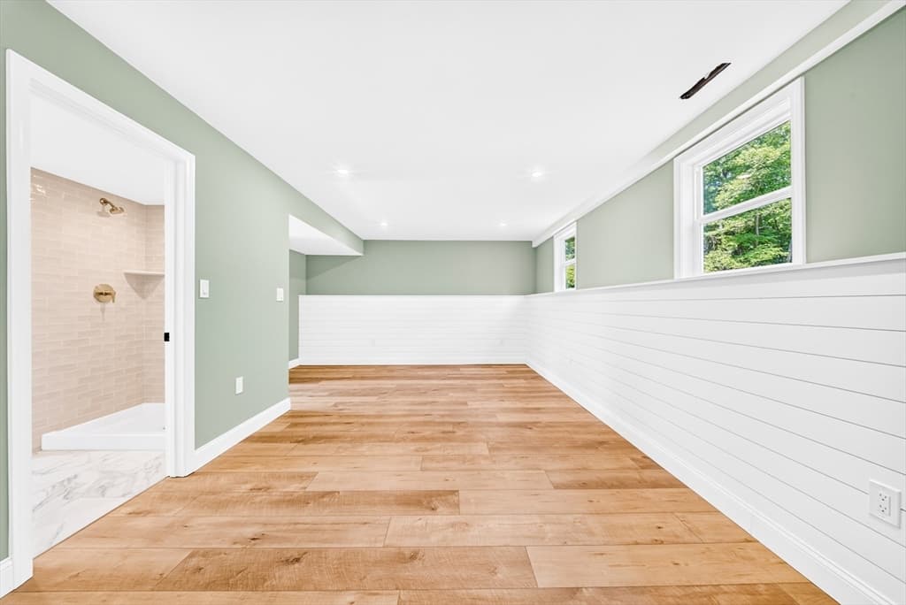 14 Clarence Street, Billerica MA 01821 photo 26