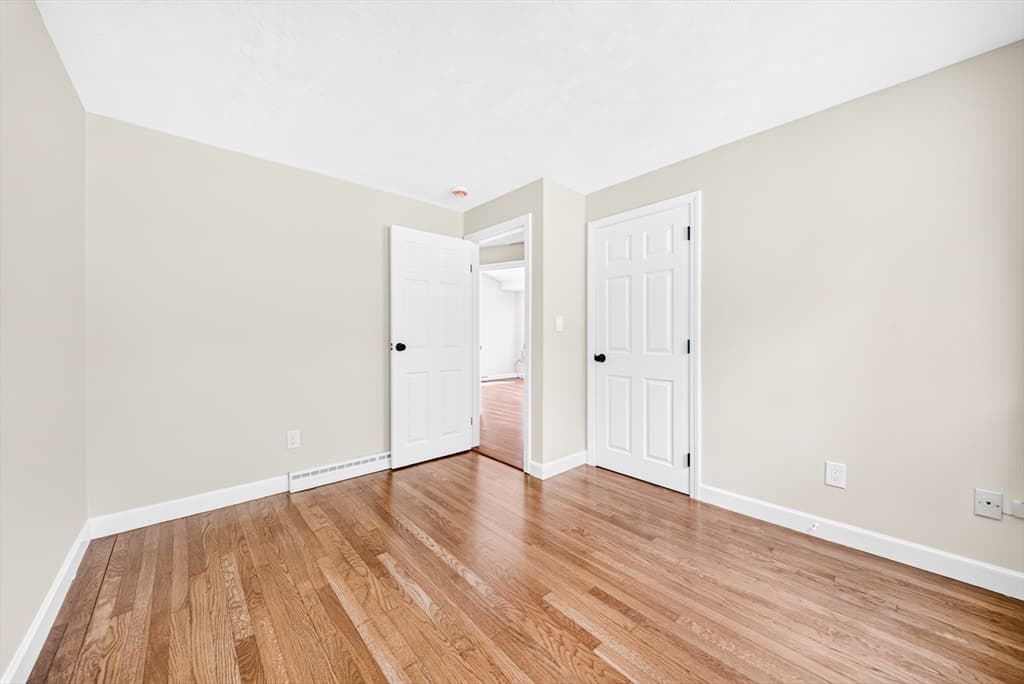 14 Clarence Street, Billerica MA 01821 photo 24