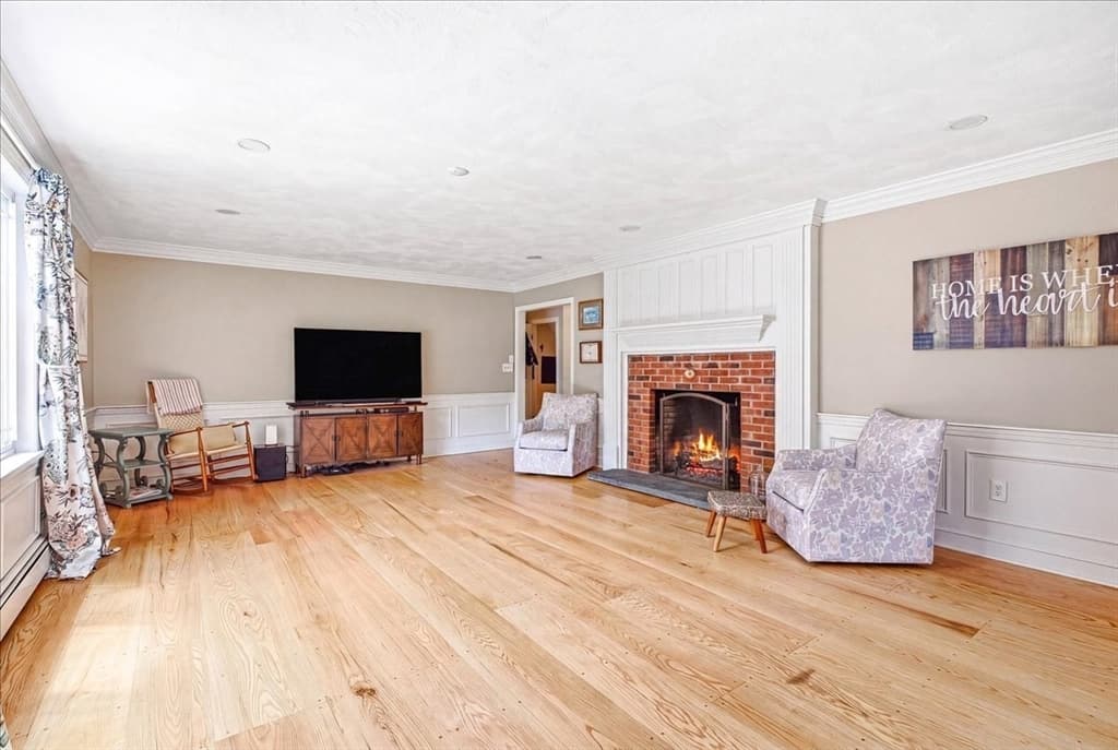 246 Cross Street, Bridgewater MA 02324 photo 8