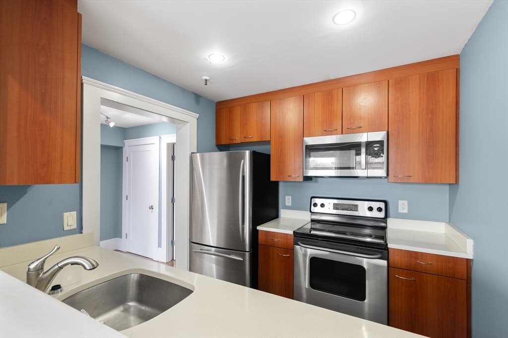 492 Massachusetts Ave # 41, Boston MA 02118 photo 3