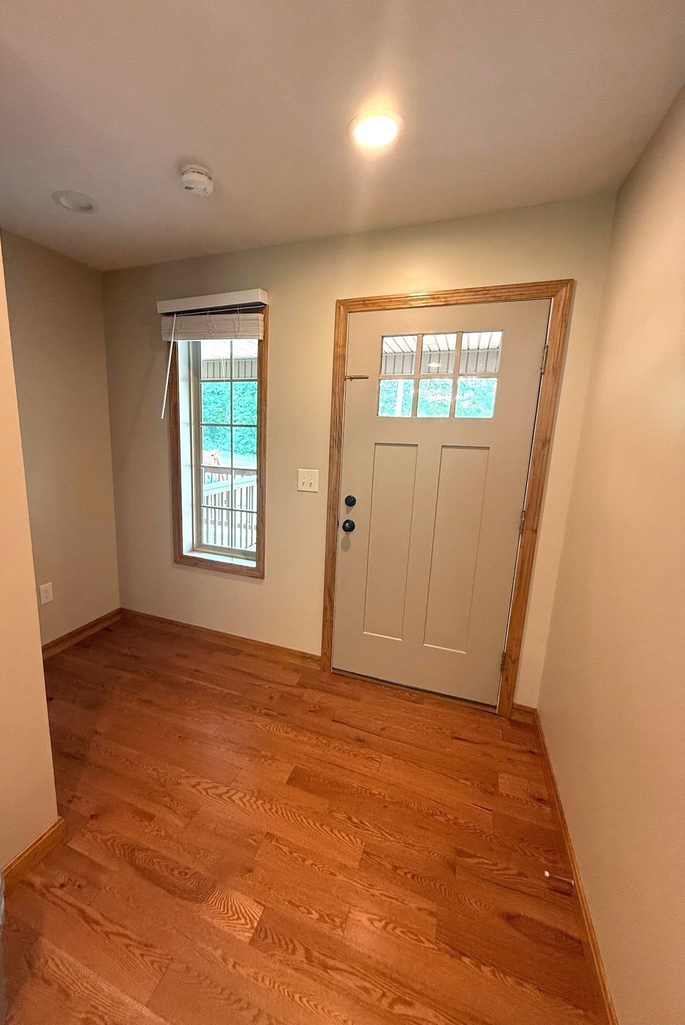 Duplex at 12 Ward Avenue, Easthampton MA 01207, photo 6 of 30