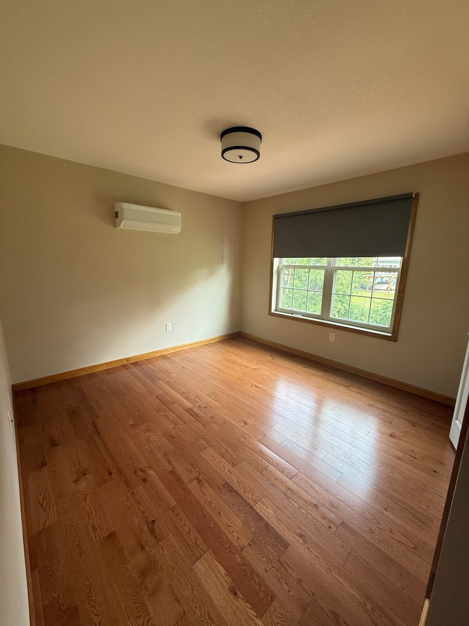 Duplex at 12 Ward Avenue, Easthampton MA 01207, photo 16 of 30