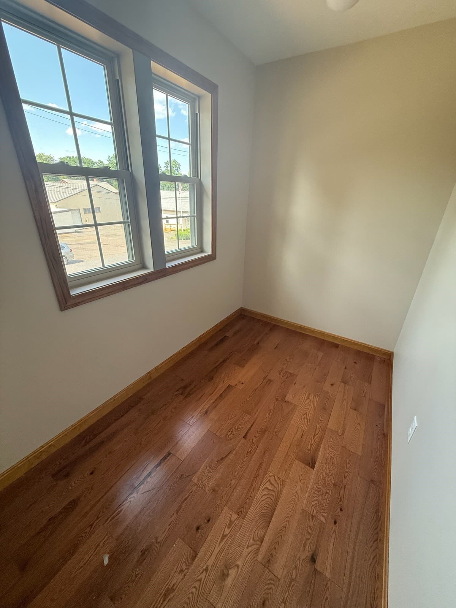 Duplex at 12 Ward Avenue, Easthampton MA 01207, photo 26 of 30