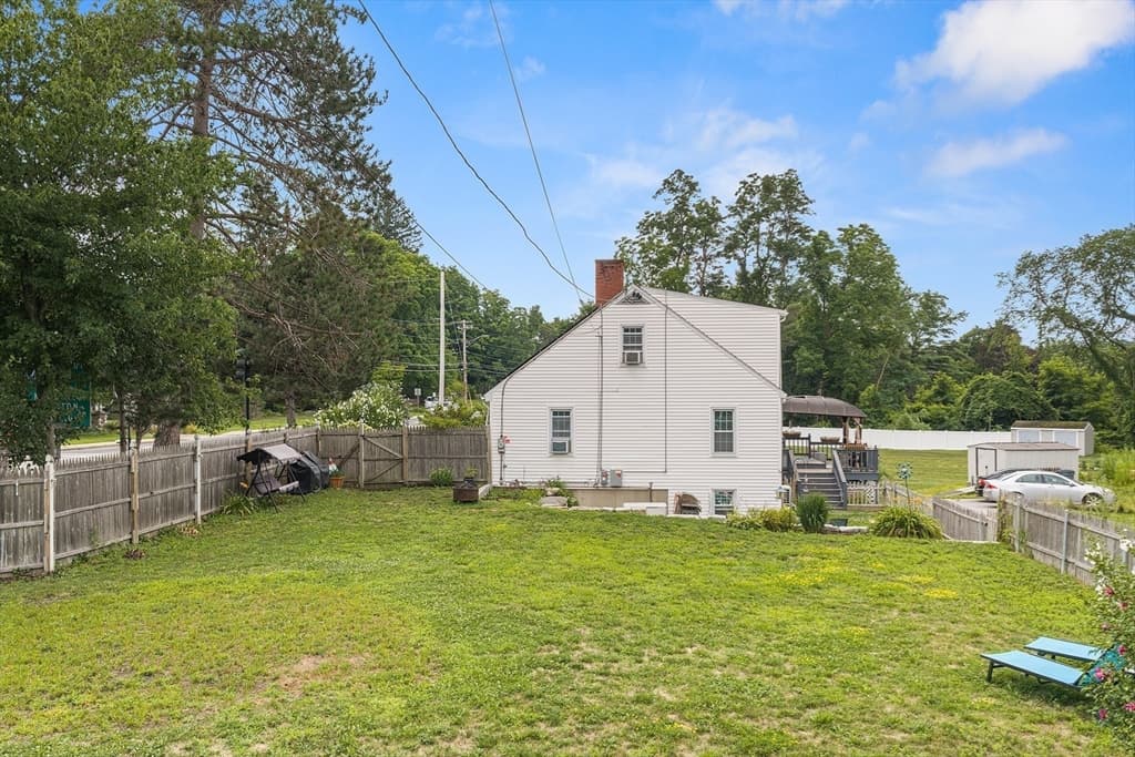 74 North Rd, Chelmsford MA 01824 photo 2