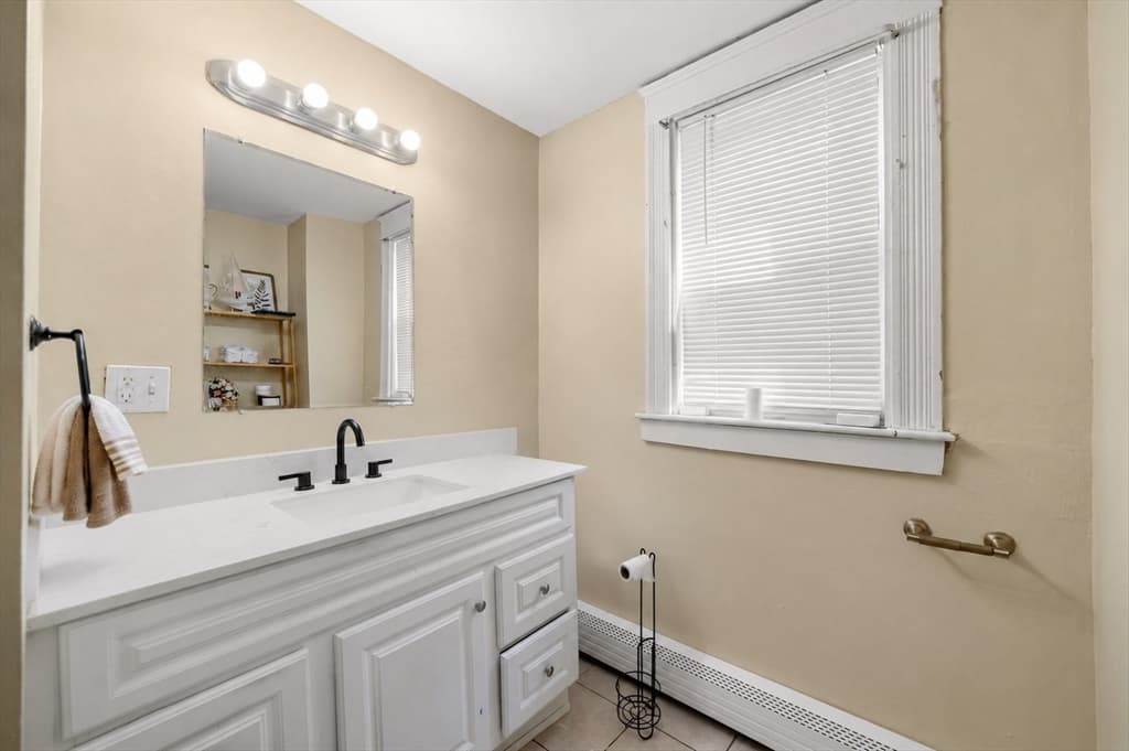 38 Wilson St (38-40), Haverhill MA 01832 photo 13
