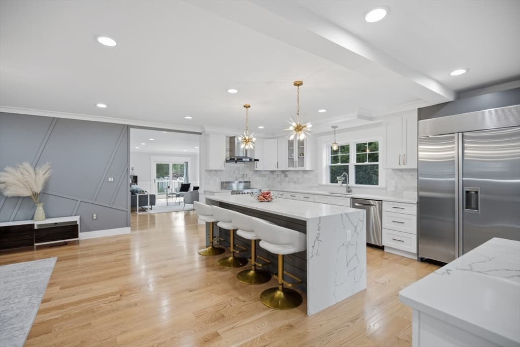 19 Manhattan Ter, Newton MA 02465 photo 7