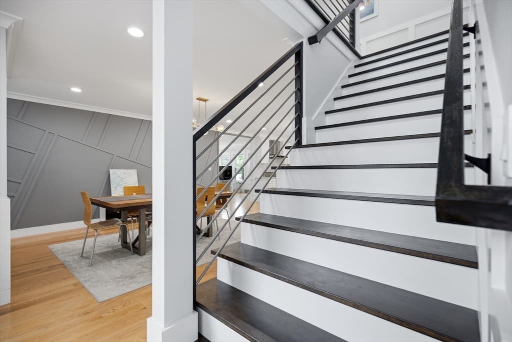 19 Manhattan Ter, Newton MA 02465 photo 18