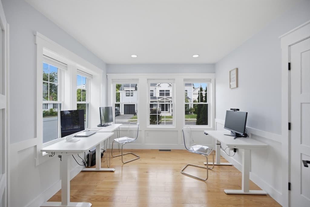 19 Manhattan Ter, Newton MA 02465 photo 31