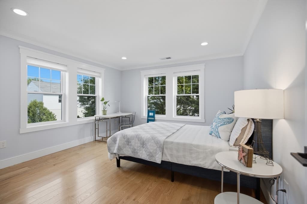 19 Manhattan Ter, Newton MA 02465 photo 29