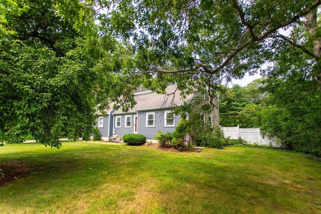 64 Dorothy Dr, Plymouth MA 02360 photo 4