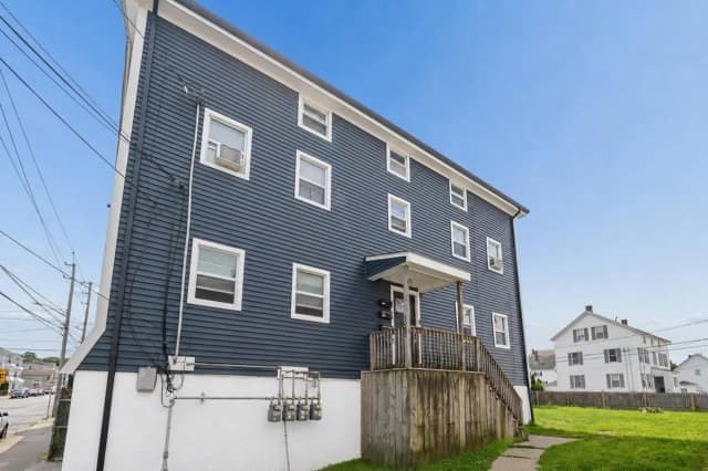 4 Family at 1081 Bedford St, Fall River MA 02723, photo 2 of 22