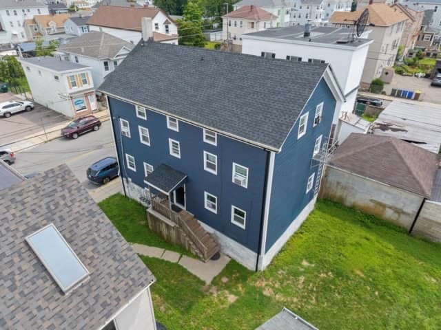 4 Family at 1081 Bedford St, Fall River MA 02723, photo 3 of 22