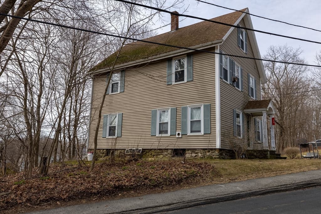 2 Family - 2 Units Up/Down at 56 Ash St, Spencer MA 01562, Spencer, photo 15 of 20