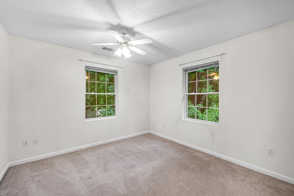 56 Montville St # 56, Chicopee MA 01013 photo 18