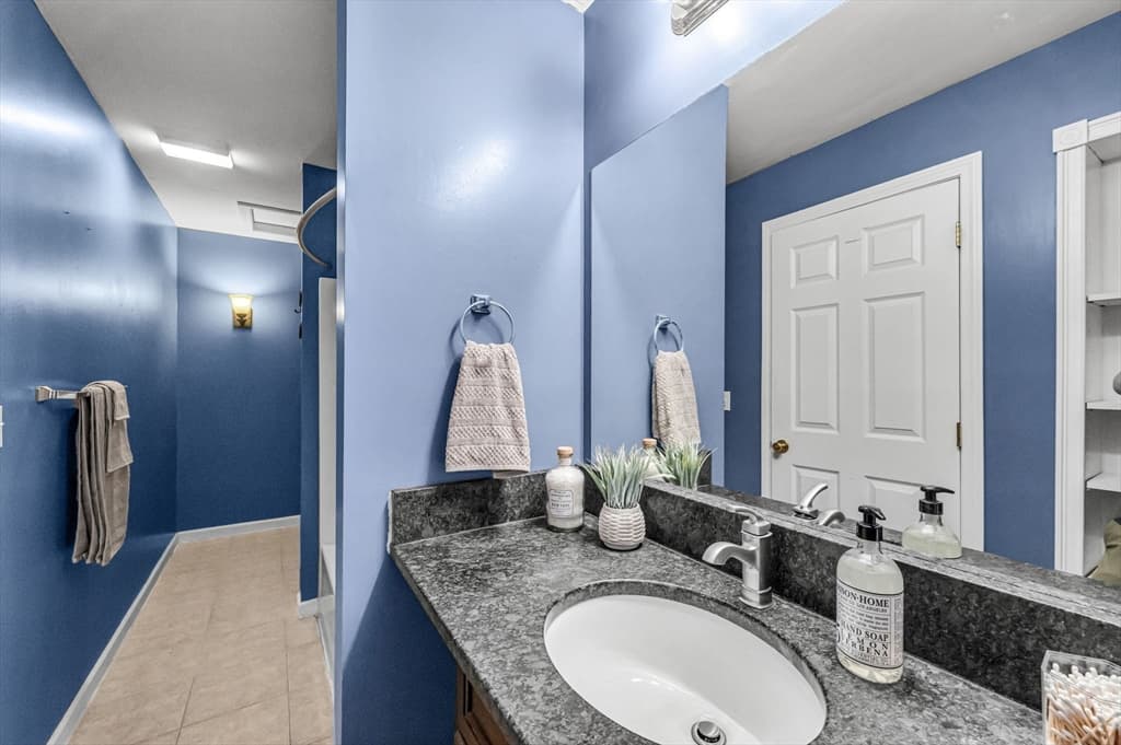 56 Montville St # 56, Chicopee MA 01013 photo 21