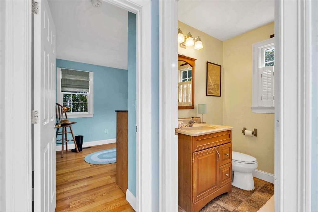 34 Prospect Ave, Bourne MA 02559 photo 14
