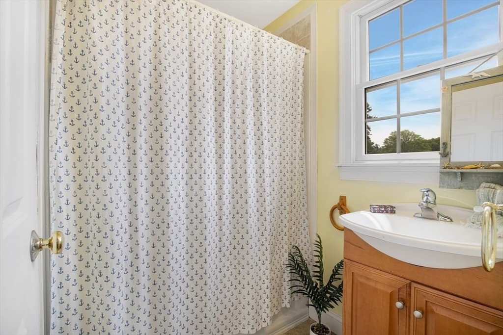 34 Prospect Ave, Bourne MA 02559 photo 11