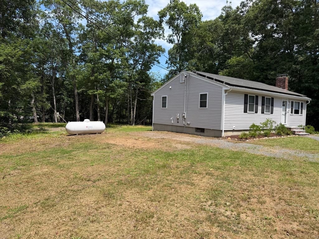 11 C H Clark Dr, Freetown MA 02702 photo 17
