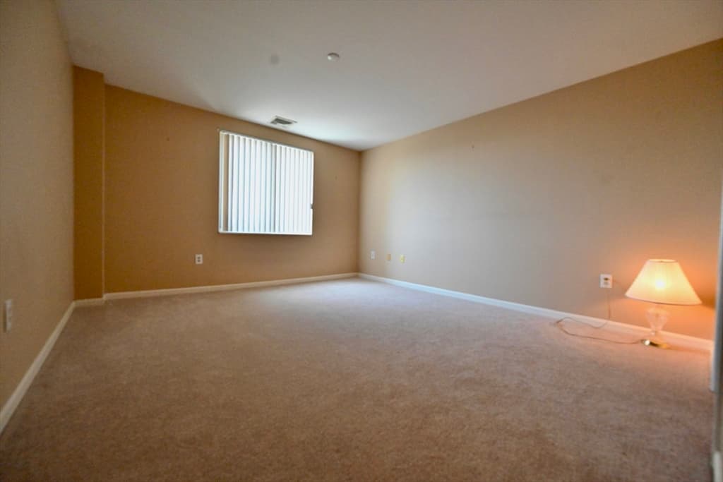 30 Chelsea St # 804, Everett MA 02149 photo 16