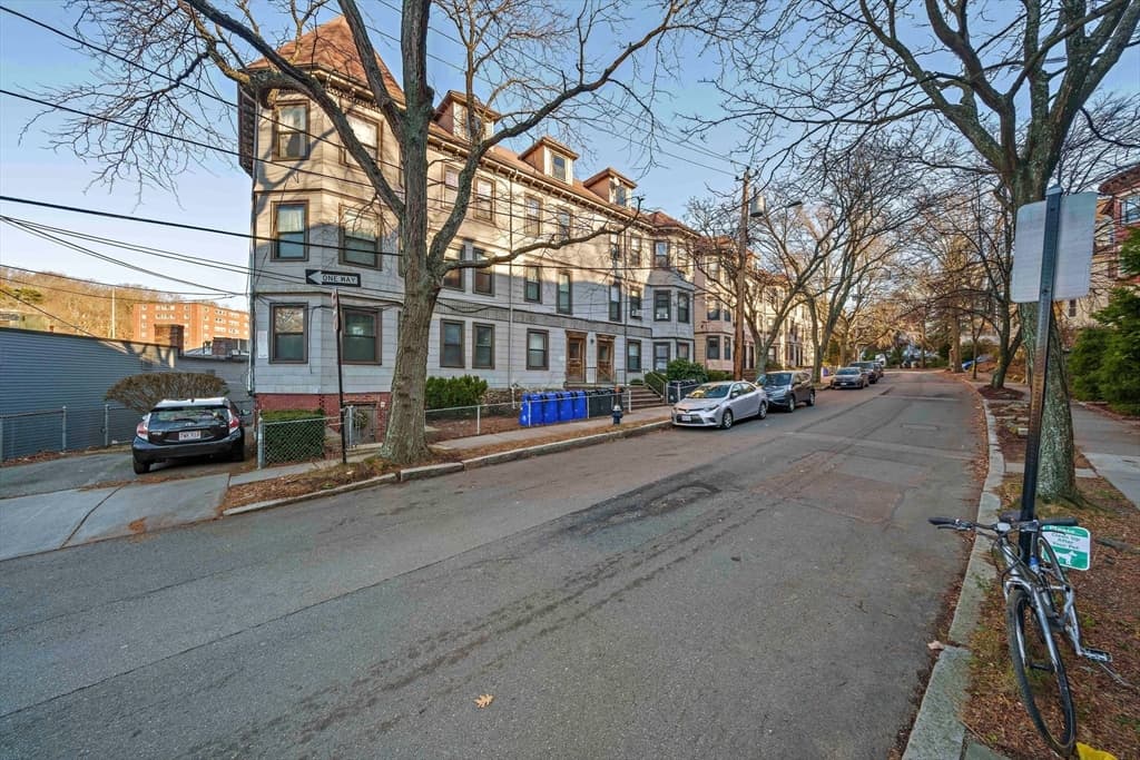 10-24 University Rd., Brookline MA 02445 photo 7