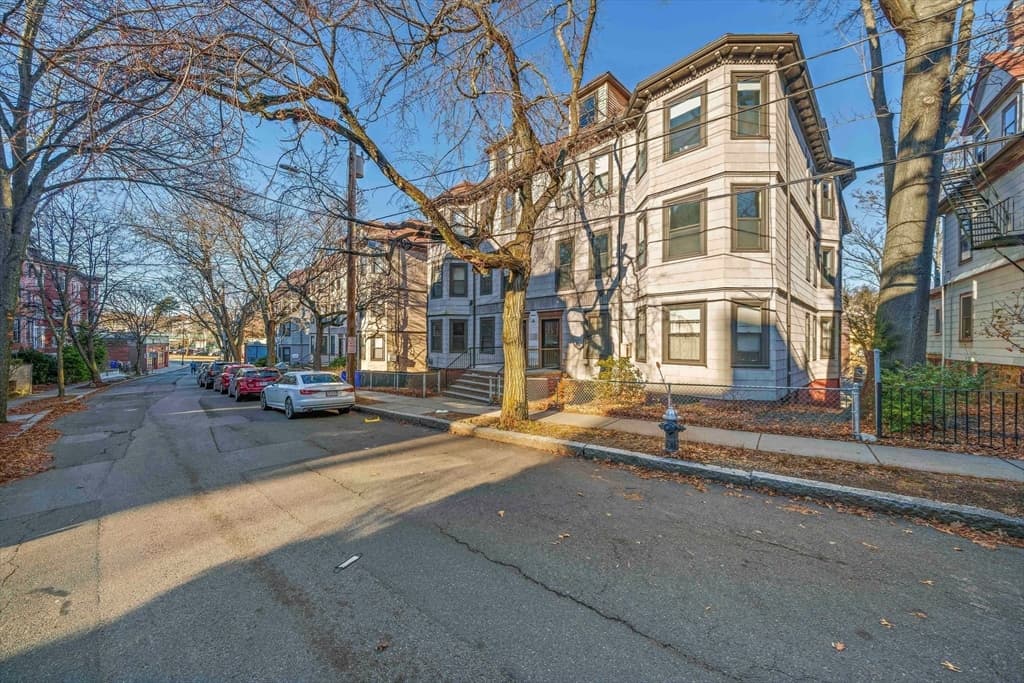 10-24 University Rd., Brookline MA 02445 photo 8